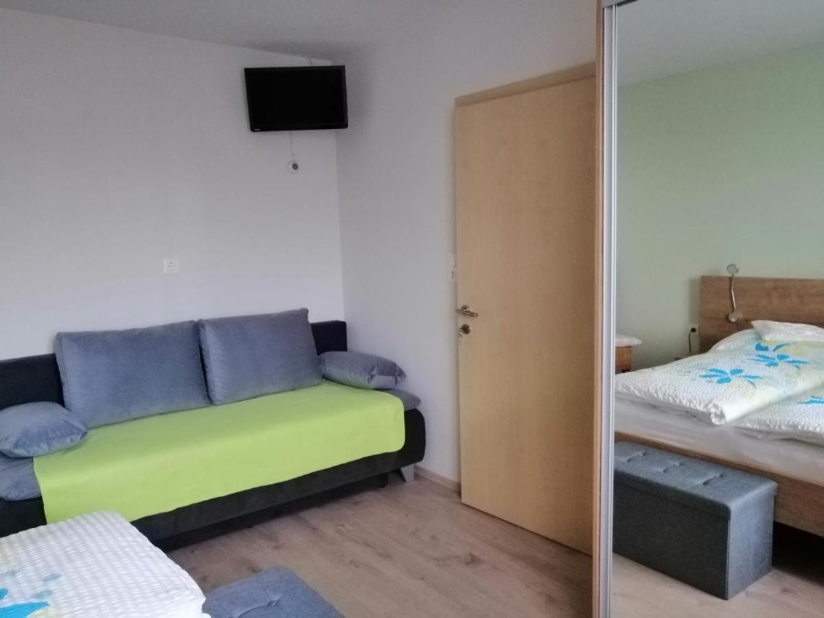 Campingblick-Gaestehaus-Ferienwohnungen Podersdorf am See Zewnętrze zdjęcie